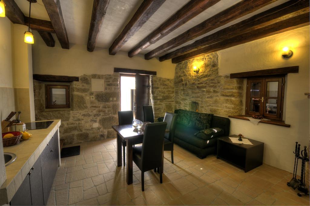 Traditional Stone House Kotli Buzet Exterior foto